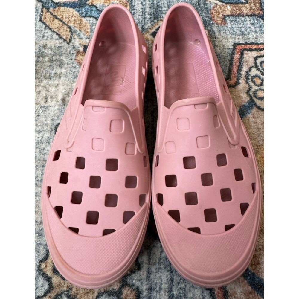 EUC Vans Rubber Slip-On TRK MTE Water Shoe Dusty Mauve Pink M5 W6.5